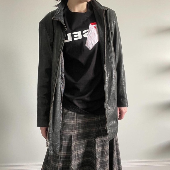 Danier leather jacket - Picture 2 of 7